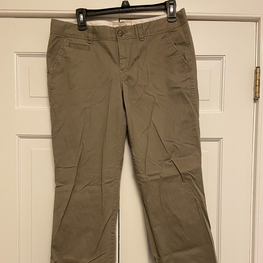 Old Navy Boot Cut khakis, size 8